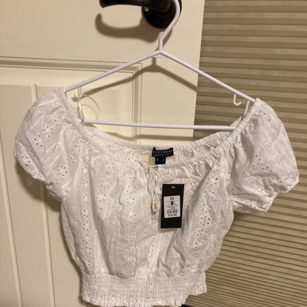 Crop top